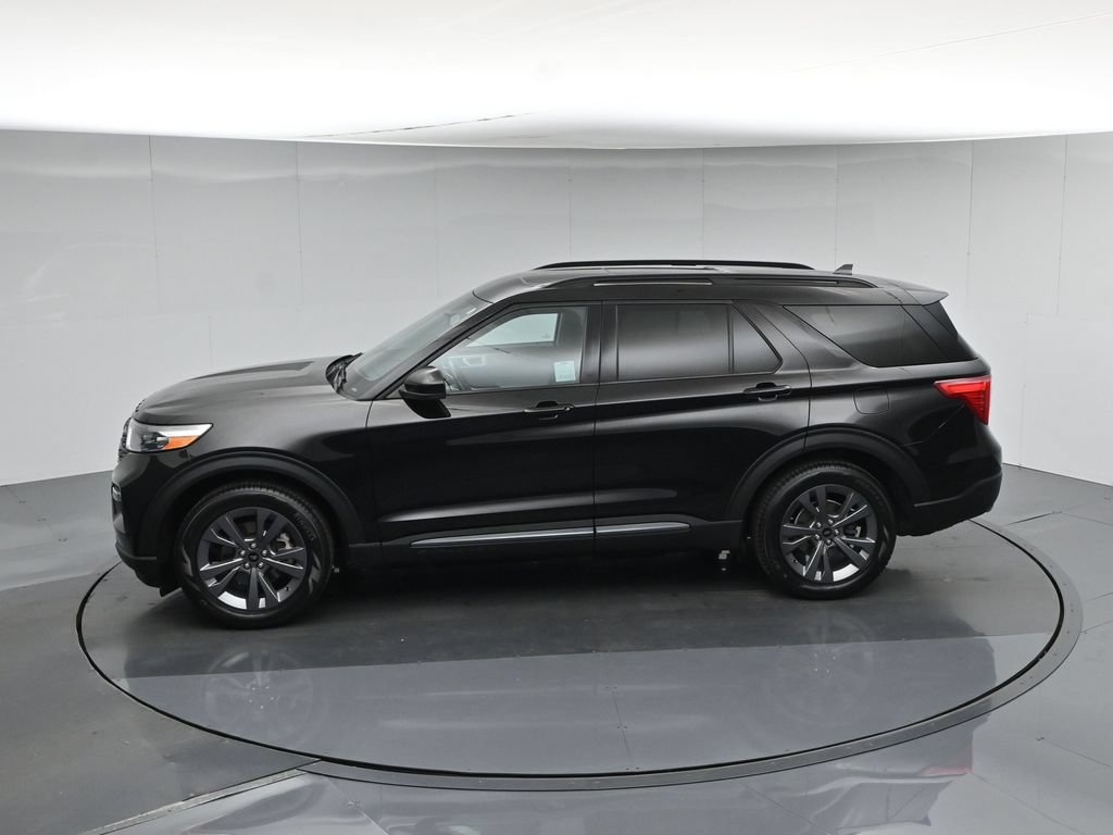 Certified 2023 Ford Explorer XLT w/ Equipment Group 202A RWD image 51