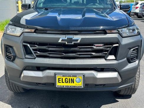 Used 2024 Chevrolet Colorado Trail Boss w/ Advanced Trailering Package AWD/4WD image 9