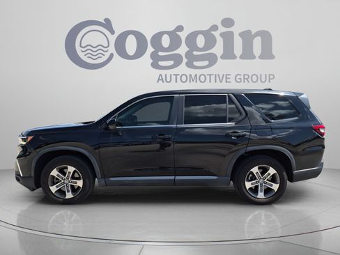 Used 2023 Honda Pilot EX-L image 3
