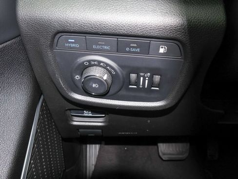 Used 2024 Jeep Grand Cherokee Limited 4xe AWD/4WD image 32