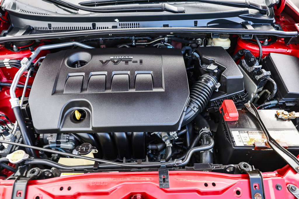 Used 2014 Toyota Corolla LE FWD image 15