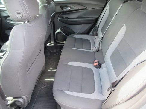 Certified 2026 Chevrolet TrailBlazer LT w/ LT Cold Weather Package FWD image 14