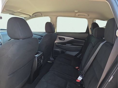 Used 2019 Nissan Murano S FWD image 9