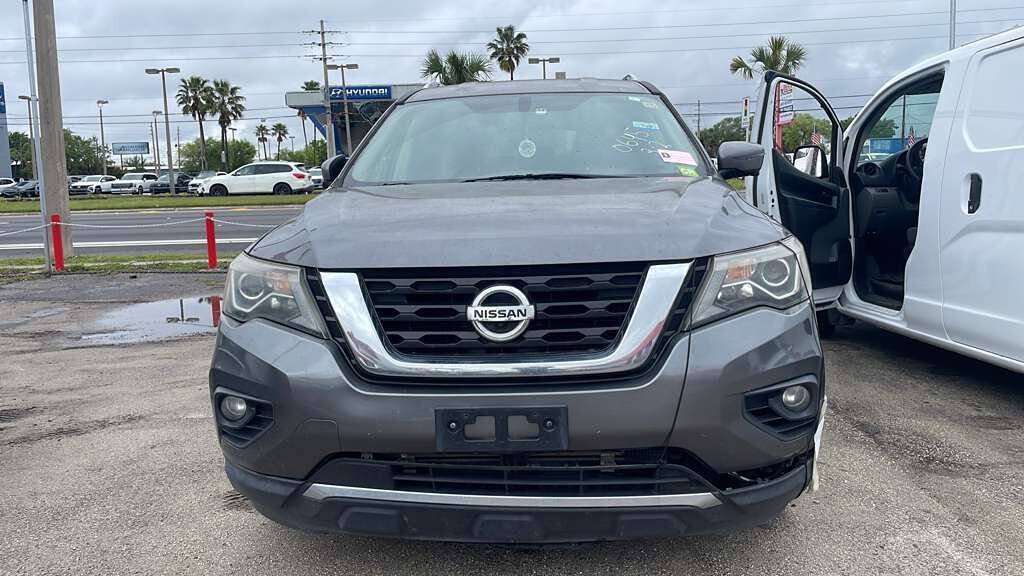 Used 2017 Nissan Pathfinder SL FWD image 1