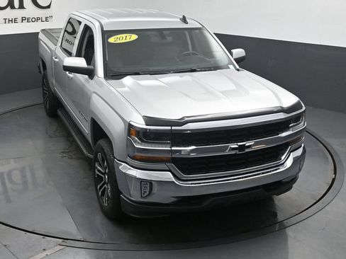 Used 2017 Chevrolet Silverado 1500 LT w/ All Star Edition AWD/4WD image 47