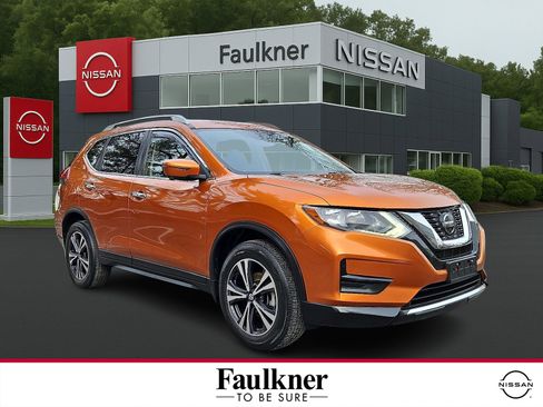 Certified 2019 Nissan Rogue SV w/ Premium Package image 1