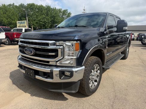 Used 2021 Ford F250 Lariat w/ Lariat Value Package AWD/4WD image 4