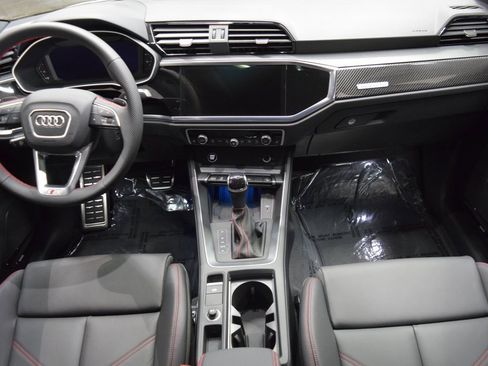 New 2025 Audi Q3 2.0T Premium Plus image 8