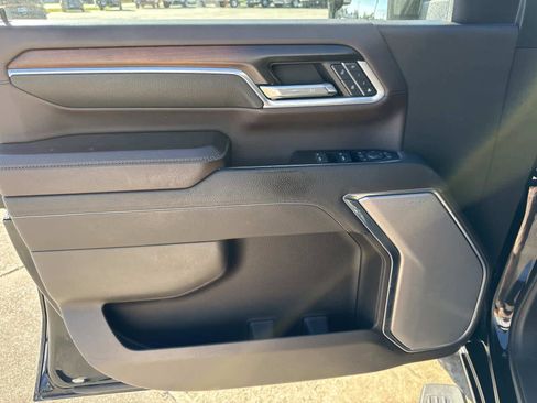 Used 2024 GMC Sierra 2500 Denali w/ Denali Reserve Package image 35