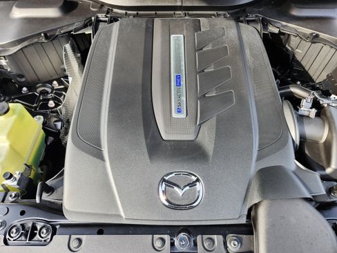 Certified 2024 MAZDA CX-90 Plug-In Hybrid w/ Premium Pkg image 9