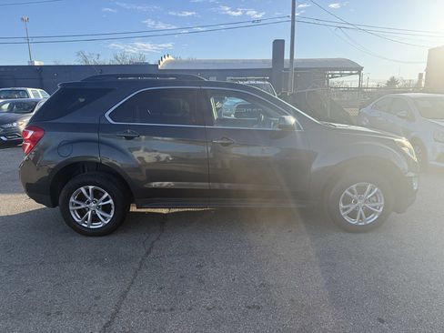 Used 2017 Chevrolet Equinox LT w/ Convenience Package image 6