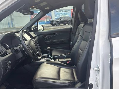 Used 2021 Honda Ridgeline Black Edition image 12