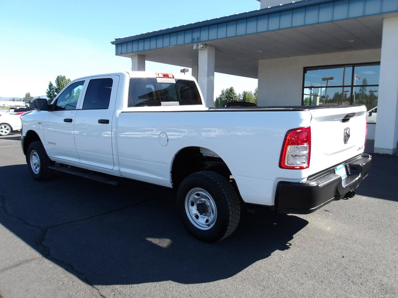 Used 2021 RAM 2500 Tradesman AWD/4WD image 3
