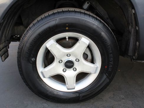 Used 2013 Toyota Tacoma 2WD Access Cab w/ SR5 Pkg image 32