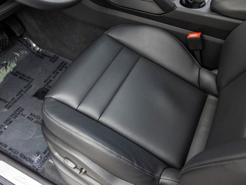 Certified 2025 Porsche Cayenne image 26