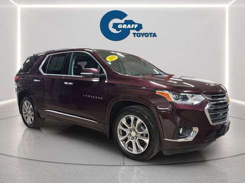 Used 2018 Chevrolet Traverse Premier AWD/4WD image 3