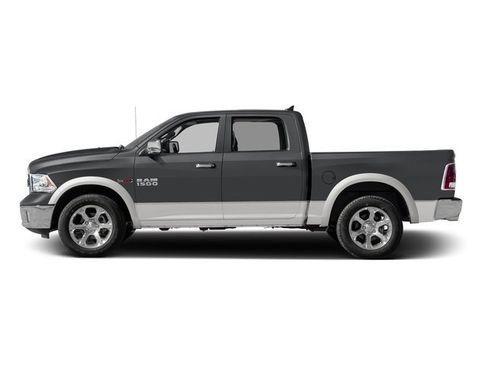 Used 2016 RAM 1500 Laramie w/ Convenience Group AWD/4WD image 3