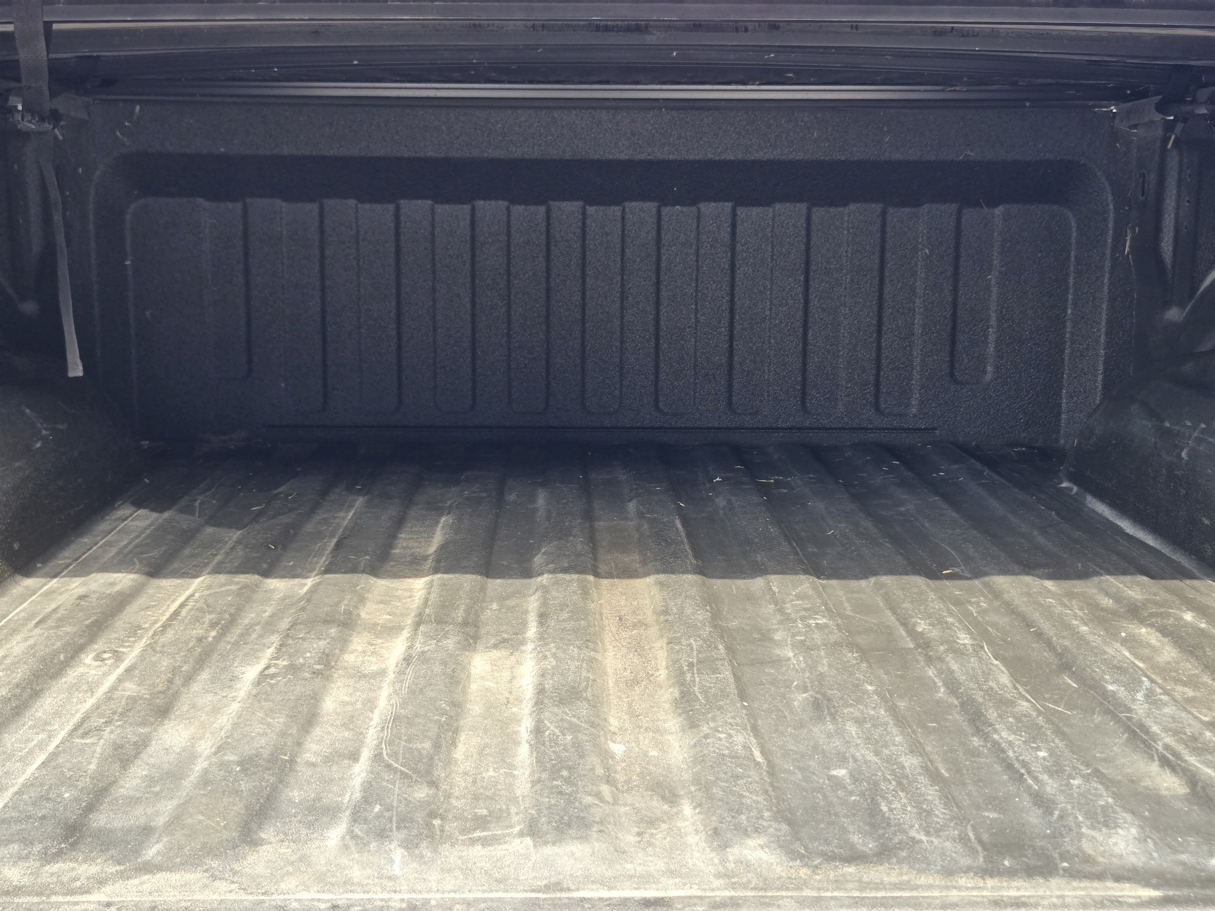 Used 2022 RAM 1500 Laramie AWD/4WD image 29