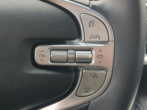 Used 2023 Genesis GV70 2.5T w/ Advanced Package image 26