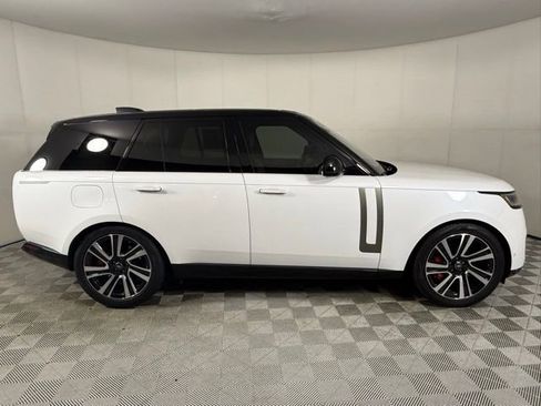 Certified 2023 Land Rover Range Rover SE AWD/4WD image 9