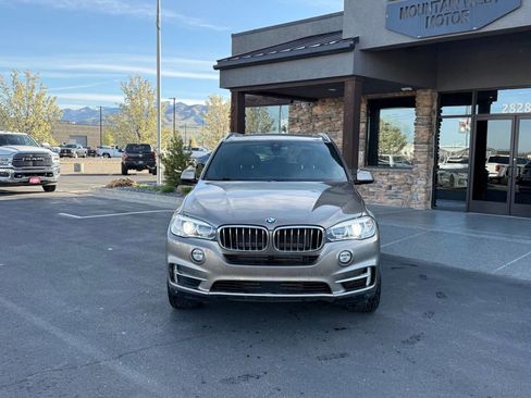 Used 2018 BMW X5 xDrive40e w/ Driving Assistance Package image 2