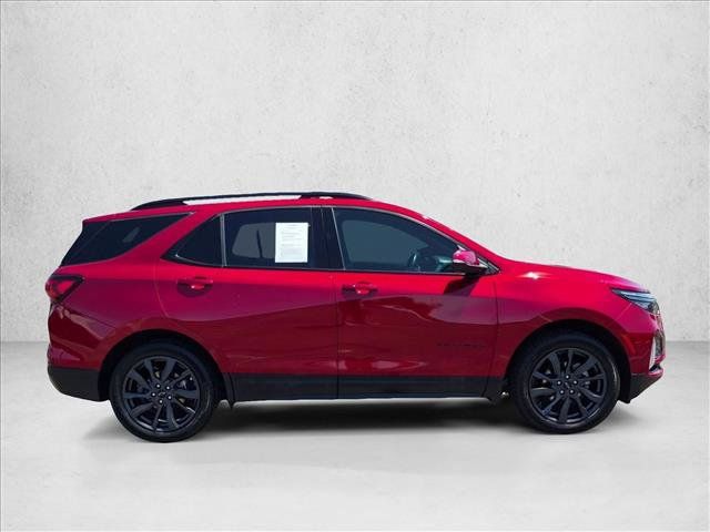 Certified 2022 Chevrolet Equinox RS w/ RS Leather Package AWD/4WD image 9