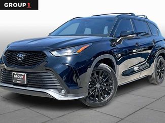 Used 2023 Toyota Highlander XSE video 1