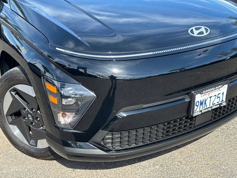 Used 2024 Hyundai Kona SEL FWD image 6