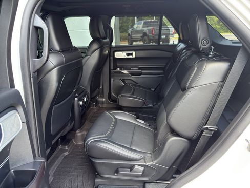 Used 2020 Ford Explorer ST w/ ST Street Pack image 17