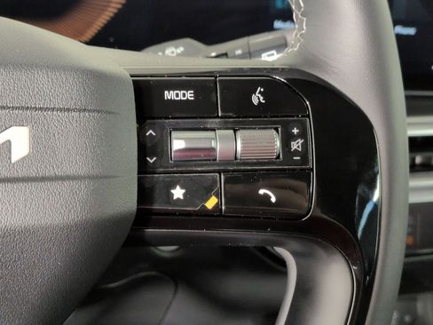 New 2026 Kia Sorento S w/ S Panoramic Sunroof Package FWD image 15