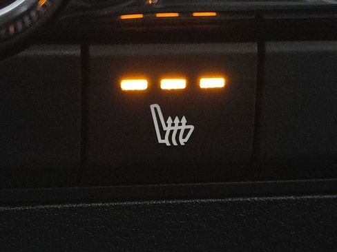 Used 2025 MAZDA MAZDA3 s image 7