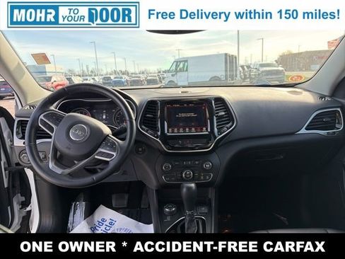 Used 2019 Jeep Cherokee Limited image 34