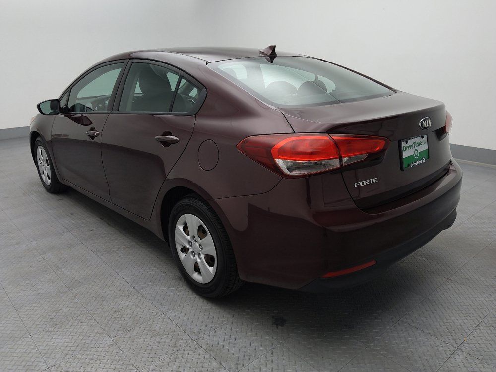Used 2017 Kia Forte LX FWD image 5