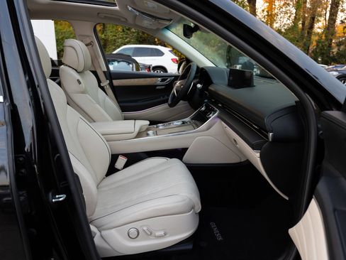 Used 2022 Genesis GV80 3.5T w/ Advanced Package 06 image 20