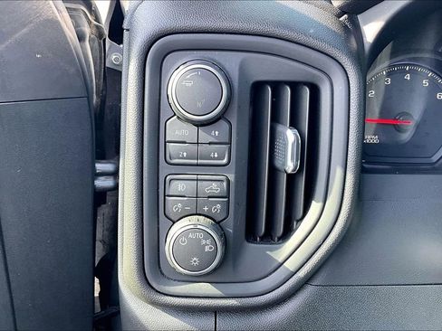 Used 2020 Chevrolet Silverado 1500 Custom Trail Boss w/ Custom Convenience Package AWD/4WD image 15