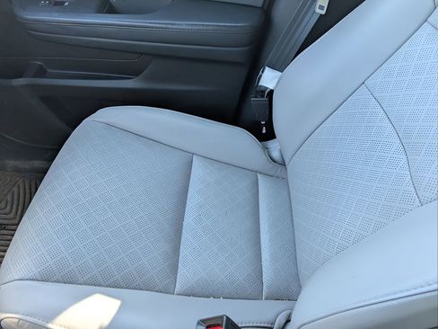 Used 2019 Honda Passport Touring image 11