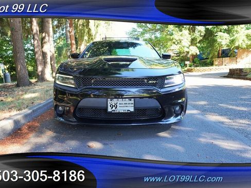Used 2017 Dodge Charger SRT RWD image 6