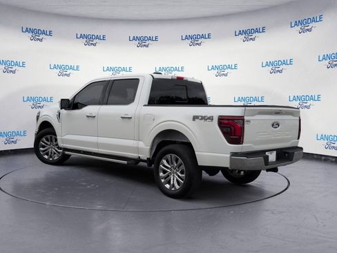 Used 2025 Ford F150 Lariat w/ Equipment Group 501A Mid image 9