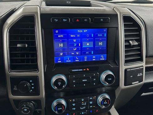 Used 2020 Ford F150 Lariat w/ Equipment Group 502A Luxury AWD/4WD image 21