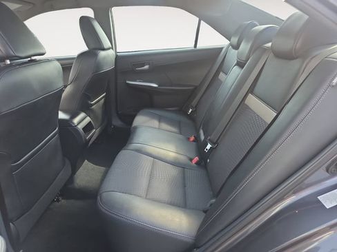 Used 2014 Toyota Camry SE FWD image 14