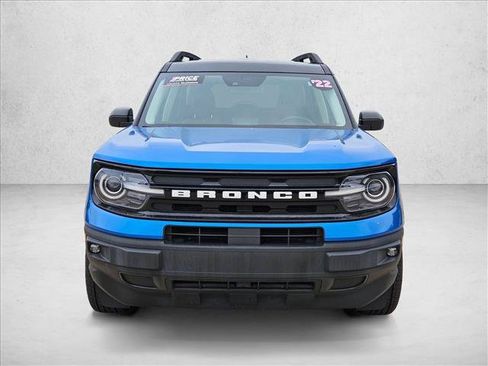 Used 2022 Ford Bronco Sport Outer Banks w/ Tech Package AWD/4WD image 2