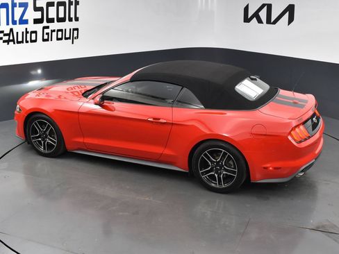 Used 2020 Ford Mustang Premium RWD image 11