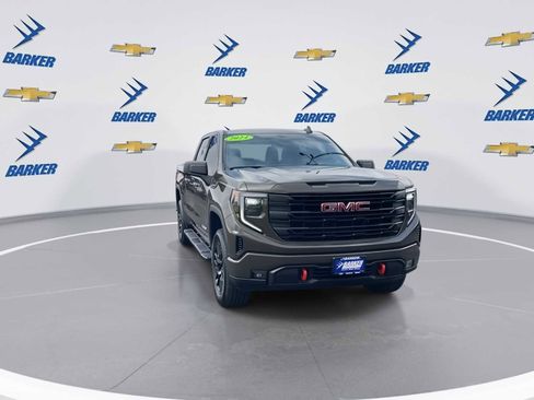 Used 2024 GMC Sierra 1500 Elevation image 3