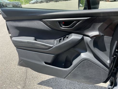 Used 2018 Subaru Crosstrek 2.0i Premium AWD/4WD image 18