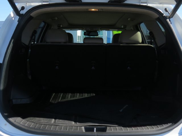 Used 2019 Hyundai Santa Fe FWD image 11