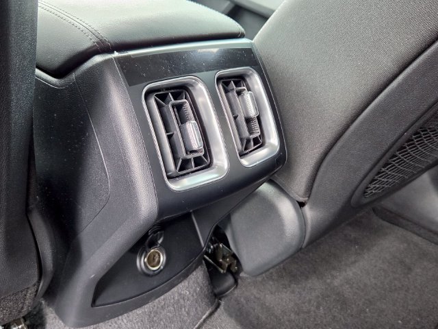 Used 2026 Kia Sorento LX FWD image 13