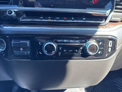 Used 2023 GMC Sierra 1500 SLE w/ Snow Plow Prep Package image 25