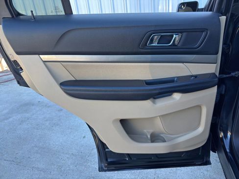 Used 2017 Ford Explorer FWD image 35