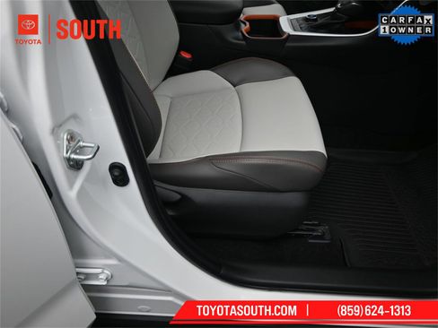 Used 2024 Toyota RAV4 Adventure image 34