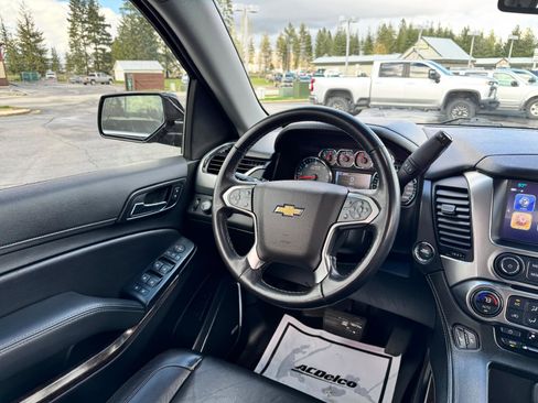 Used 2019 Chevrolet Tahoe LT image 24